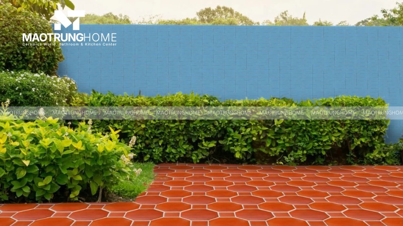Gạch đỏ sân vườn chống trơn và rêu mốc (Mẫu 4)