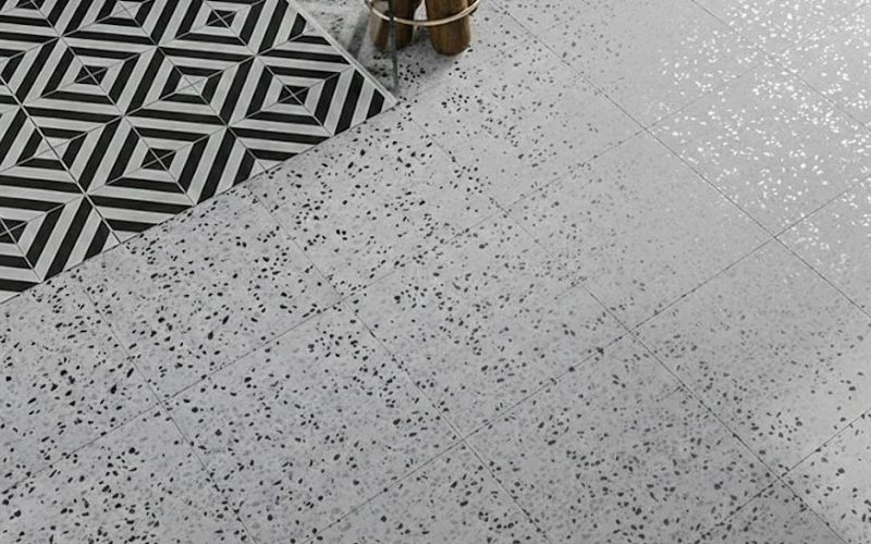 Tông màu xám nhạt kết hợp hạt đá nhí cho phong cách tối giản