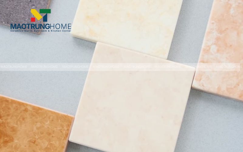 Cận cảnh vẻ đẹp thô mộc nhưng tinh tế của các hạt đá marble trên nền gạch