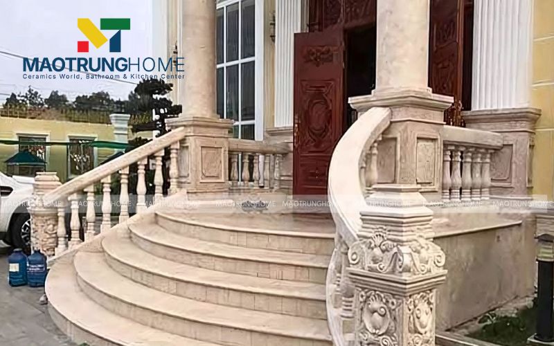 Gạch tông màu trung tính giúp bậc tam cấp không bao giờ lỗi mốt