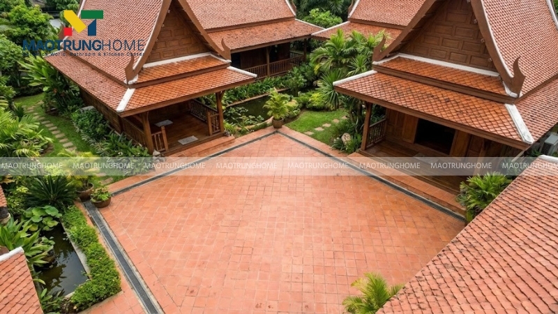 Gạch đỏ Cotto lát sân nhà biệt thự mái Thái