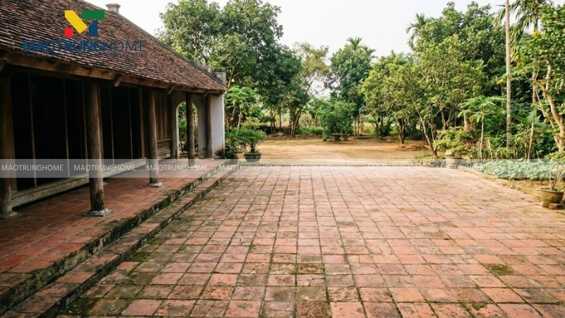 Gạch đỏ Cotto lát hiên sân nhà vùng quê mộc mạc