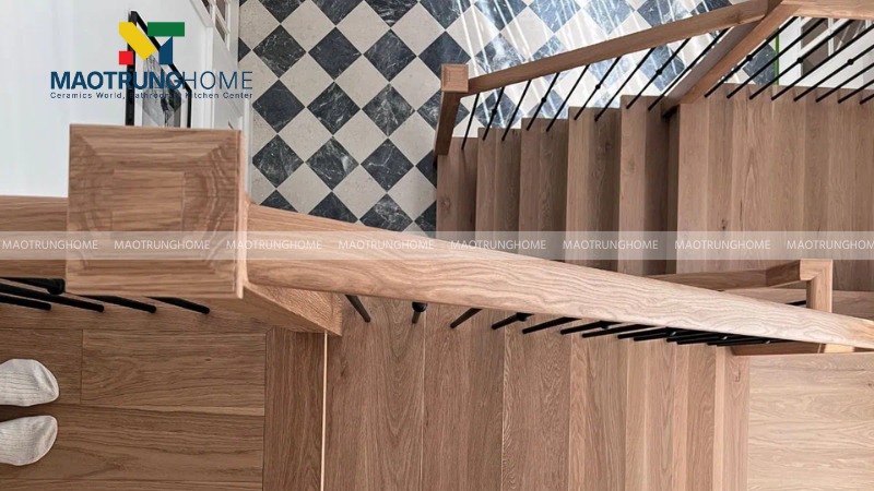 Gạch giả gỗ tạo cảm giác ấm cúng (Mẫu 1)