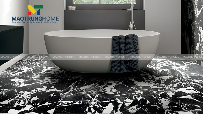 Gạch vân đá Marble trắng Volakas và đen tia chớp (Mẫu 1)