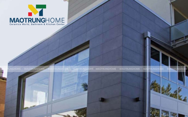 Gạch ốp mặt tiền nhập khẩu bền bỉ dưới tác động của thời tiết
