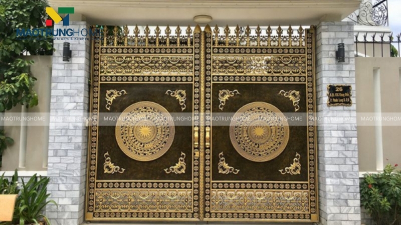 Bạn nên chọn gạch màu đậm hoặc vân đá tối