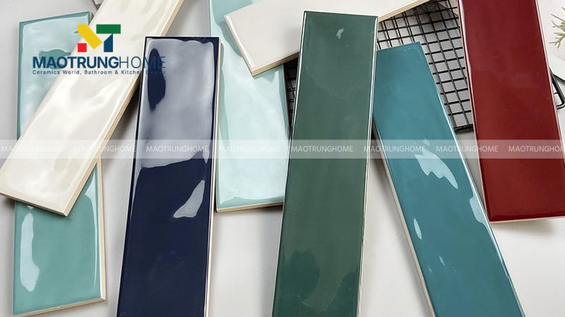 Gạch chỉ hay gạch viền là loại gạch có kích thước nhỏ