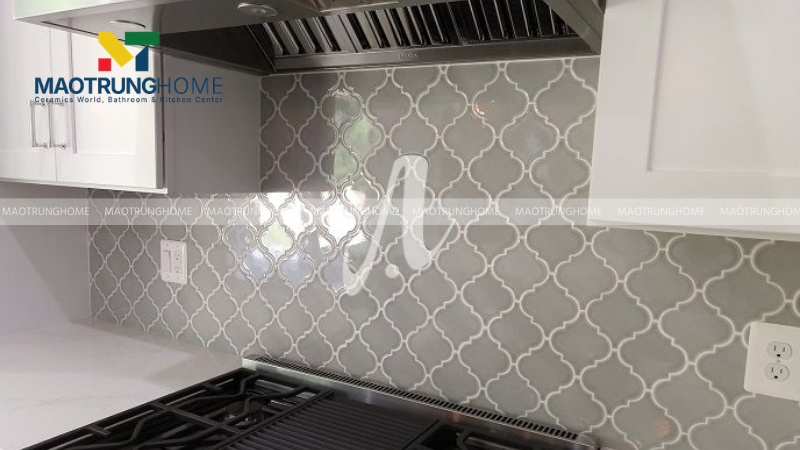 Mẫu gạch mosaic đèn lồng phong cách Indochine