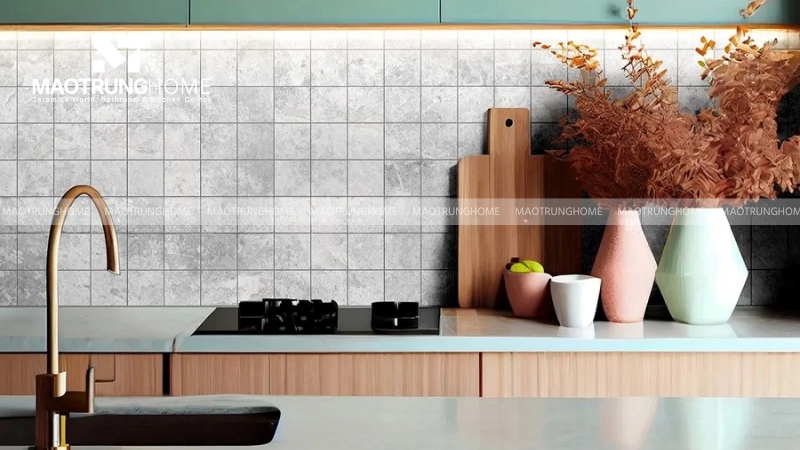Chọn màu sắc gạch mosaic ốp bếp theo phong thủy 2026