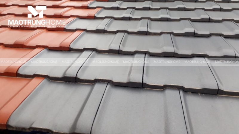 Thiết kế rãnh thoát nước sâu giúp ngói Nhật ngăn chặn tình trạng tràn nước