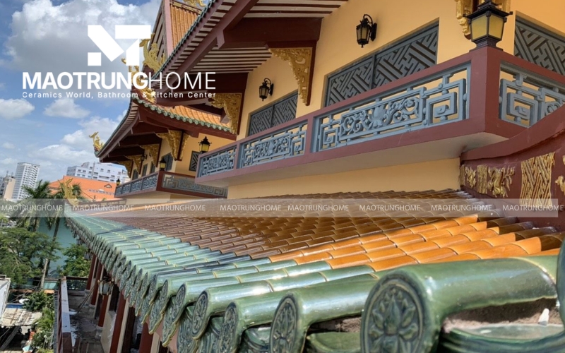 Ngói âm dương tráng men phù hợp công trình tâm linh và nhà cổ