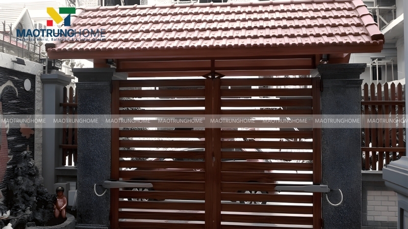 Cổng mái ngói phong cách tân cổ điển