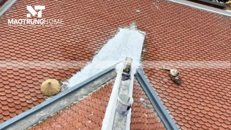 Dùng vữa chống thấm chuyên dụng