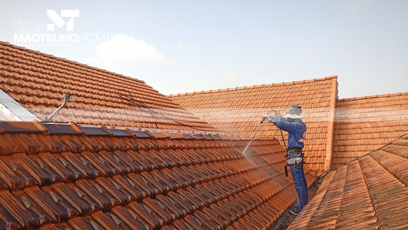 Sử dụng máy phun nước áp lực cao