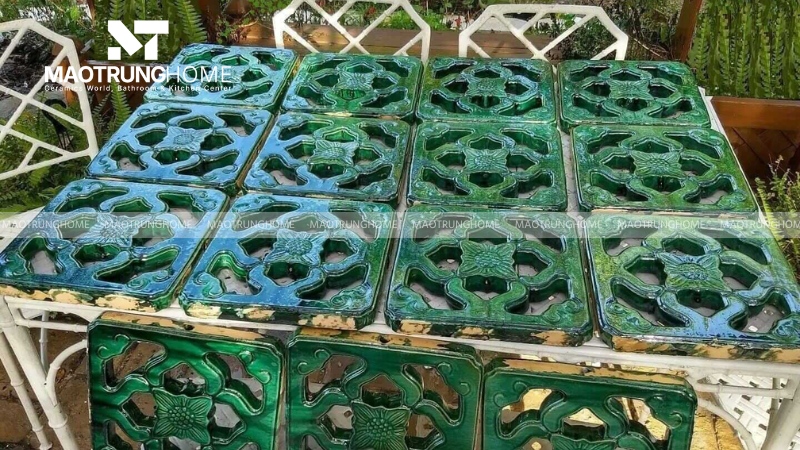 Gạch bông gió tráng men giúp tạo điểm nhấn cho công trình