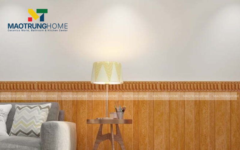 Gạch ốp chân tường vân nổi