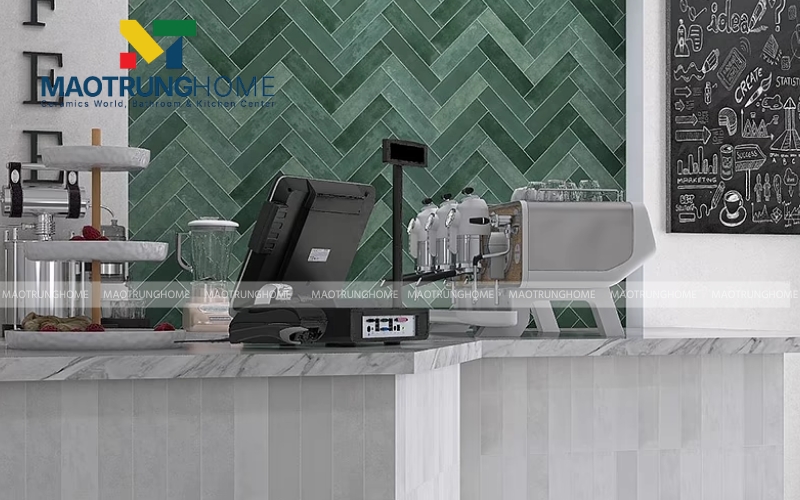 Gạch giả cổ màu xanh rêu phong tạo vẻ đẹp hoài cổ và thô mộc