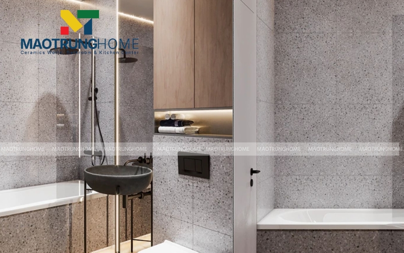 Gạch thẻ xám trang trí khu vực gương soi tạo chiều sâu không gian