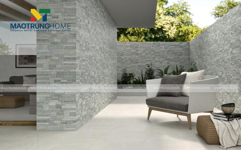 Khu vực mặt tiền và tường rào