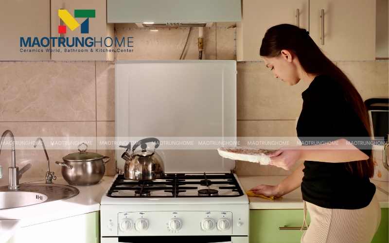 Gạch 30x60 là kích thước chuẩn trong thiết kế nội thất bếp tại Việt Nam