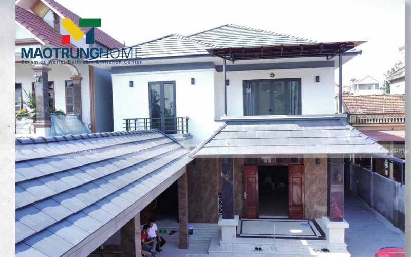 Ngói sóng lớn màu tím than giúp thoát nước nhanh hiệu quả