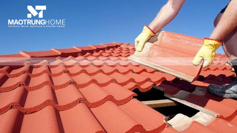 Lợp ngói là cách lắp đặt ngói trên một hệ khung xương