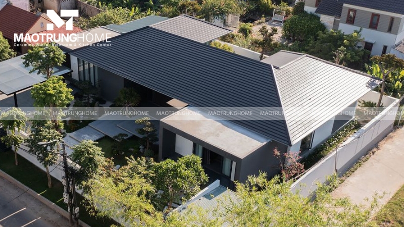 Gia chủ không nên chỉ chọn ngói dựa trên hình thức bên ngoài
