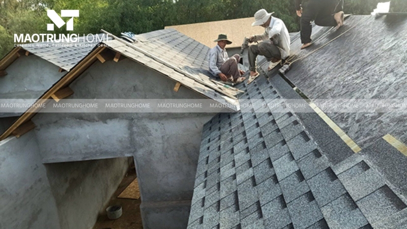 Thi công ngói bitum đạt chuẩn kỹ thuật