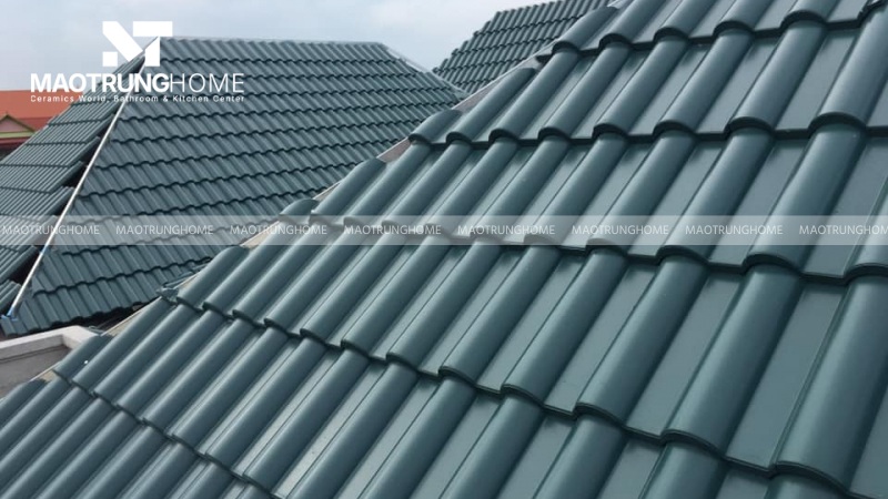 Độ dốc mái tối thiểu cần thiết là 17 độ để đảm bảo thoát nước