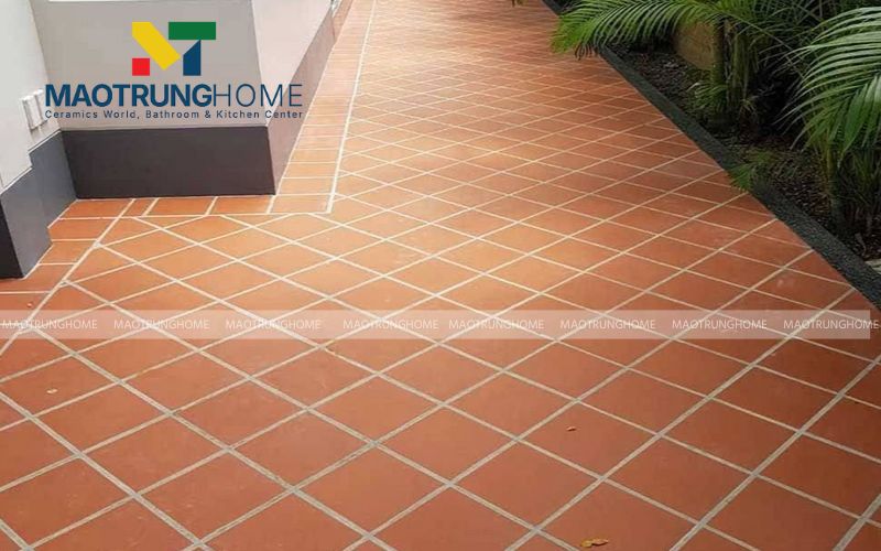 Vệ sinh sạch sẽ khu vực thi công 