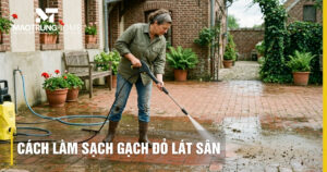 Cách làm sạch gạch đỏ lát sân khỏi xi măng và rong rêu hiệu quả