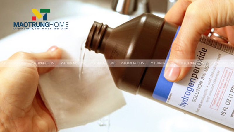 Oxy già là giải pháp mạnh để xử lý các vết ố sâu trong đường ron gạch