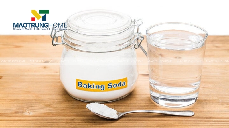 Kết hợp baking soda và giấm tẩy phèn gạch lát nền