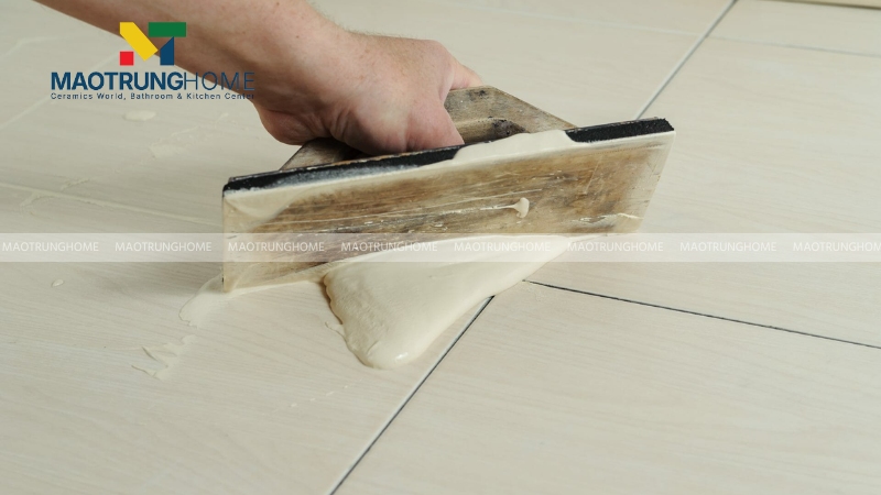 Cần chà ron bằng keo chuyên dụng sau 24 giờ lát gạch Ape Grupo