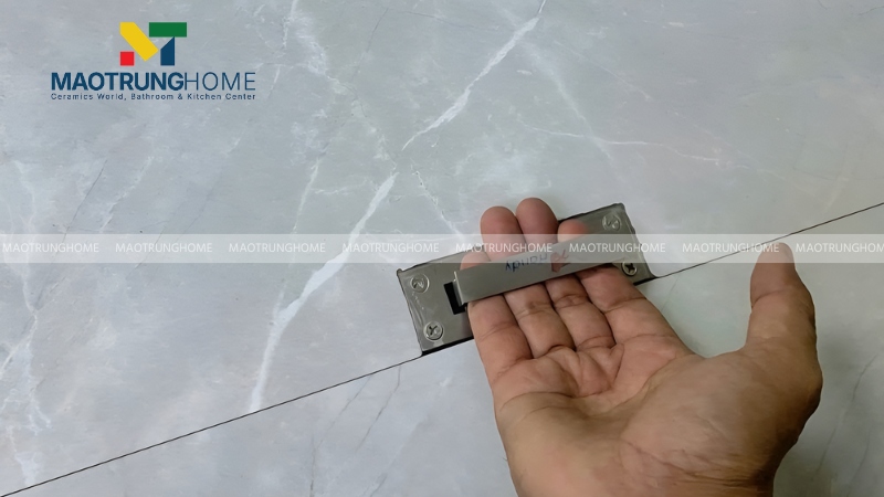 Cần dùng gạch ốp lát đặc biệt cho bể nước ngầm