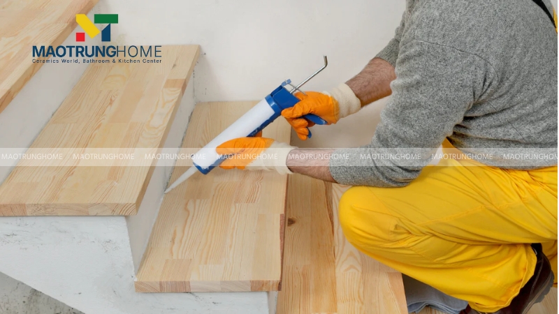 Vật liệu dùng để ốp bậc cầu thang cần có độ hút nước dưới 0.5%