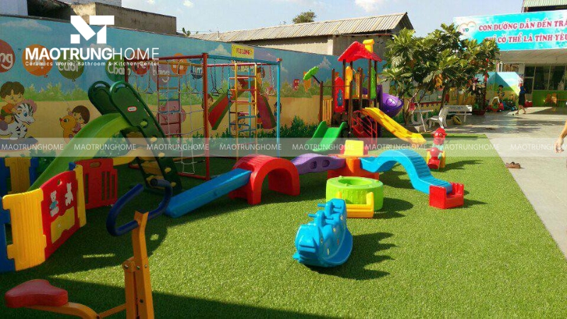 Gạch giả cỏ mang lại cảm giác thiên nhiên sinh động