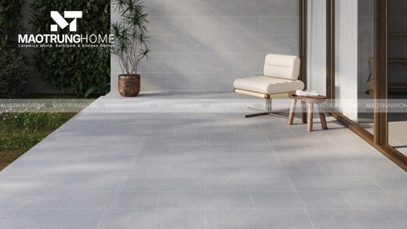 Bạn nên ưu tiên sử dụng gạch porcelain có độ hút nước dưới 0.5%