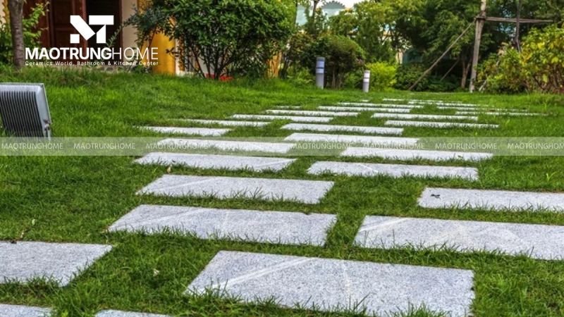 Tông màu trung tính giúp che bụi bẩn hiệu quả