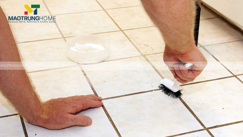 Gạch nhám dễ bám bẩn