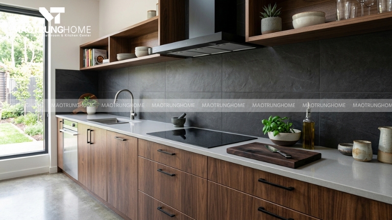 Mẫu đá đen hoặc nền tối