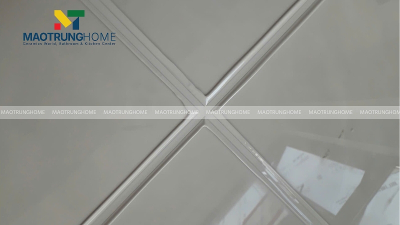 Lưu ý nên chọn màu ron phù hợp để mặt nền nhìn liền hơn
