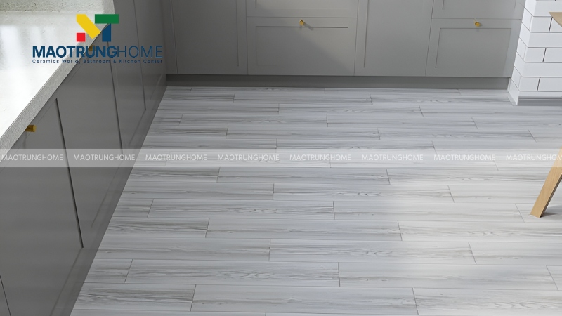 Mẫu gạch giả gỗ tone xám và nâu xám cho nhà hiện đại, tối giản (Mẫu 2)