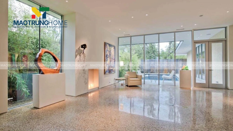 Bề mặt sáng của gạch terrazzo bóng giúp dễ tạo cảm giác gọn và sạch 