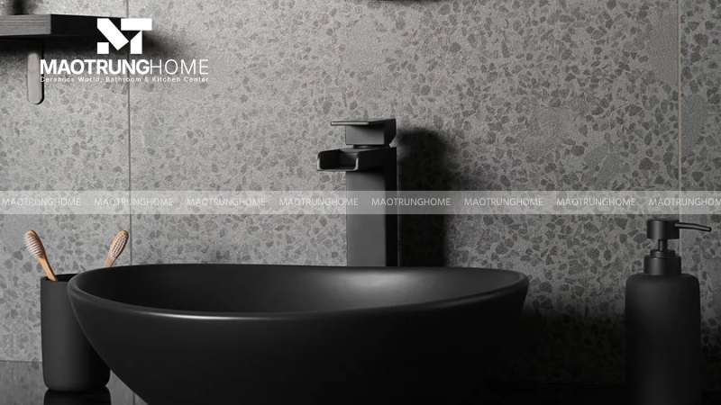Mẫu terrazzo phối phụ kiện đen mờ cho nhà tắm cá tính (Mẫu 1)